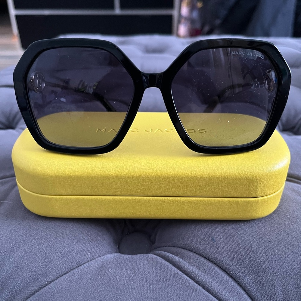 Marc Jacobs Hexagonal Black and Gold Sunglasses New